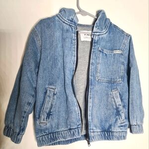 NEW ZARA KIDS HOODED JEAN JACKET SZ 4